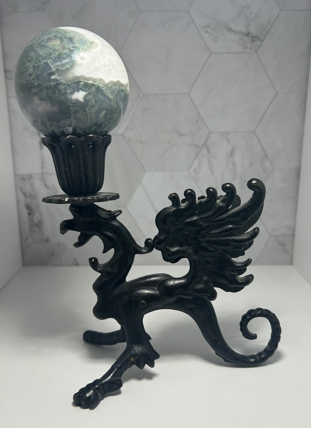 Dragon Sphere Holder
