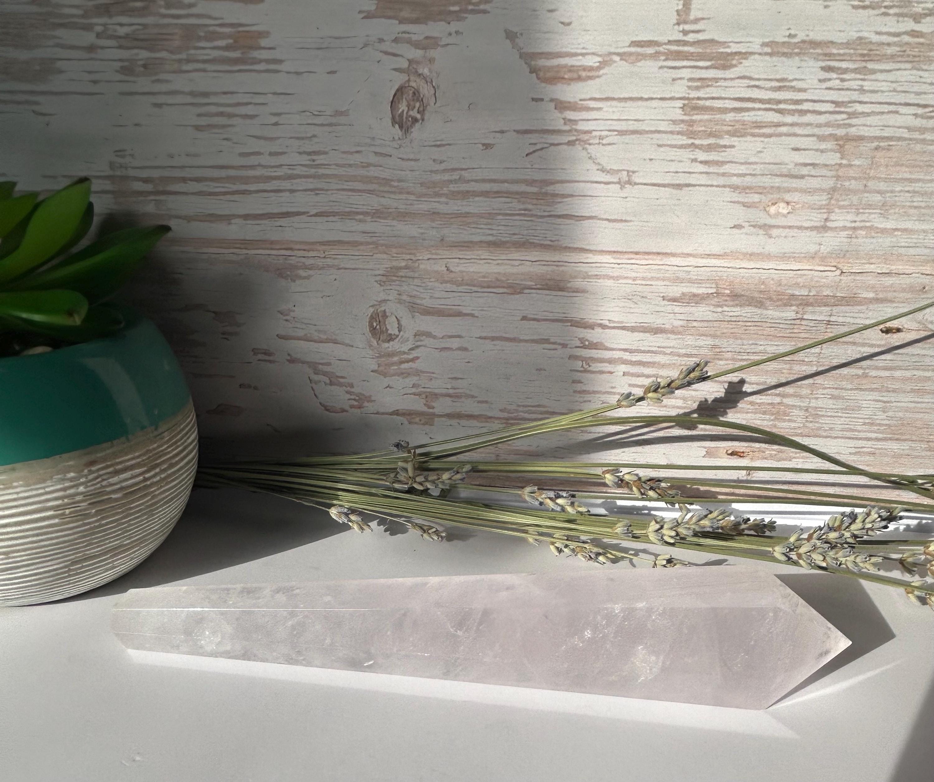 Lavender Quartz Wand