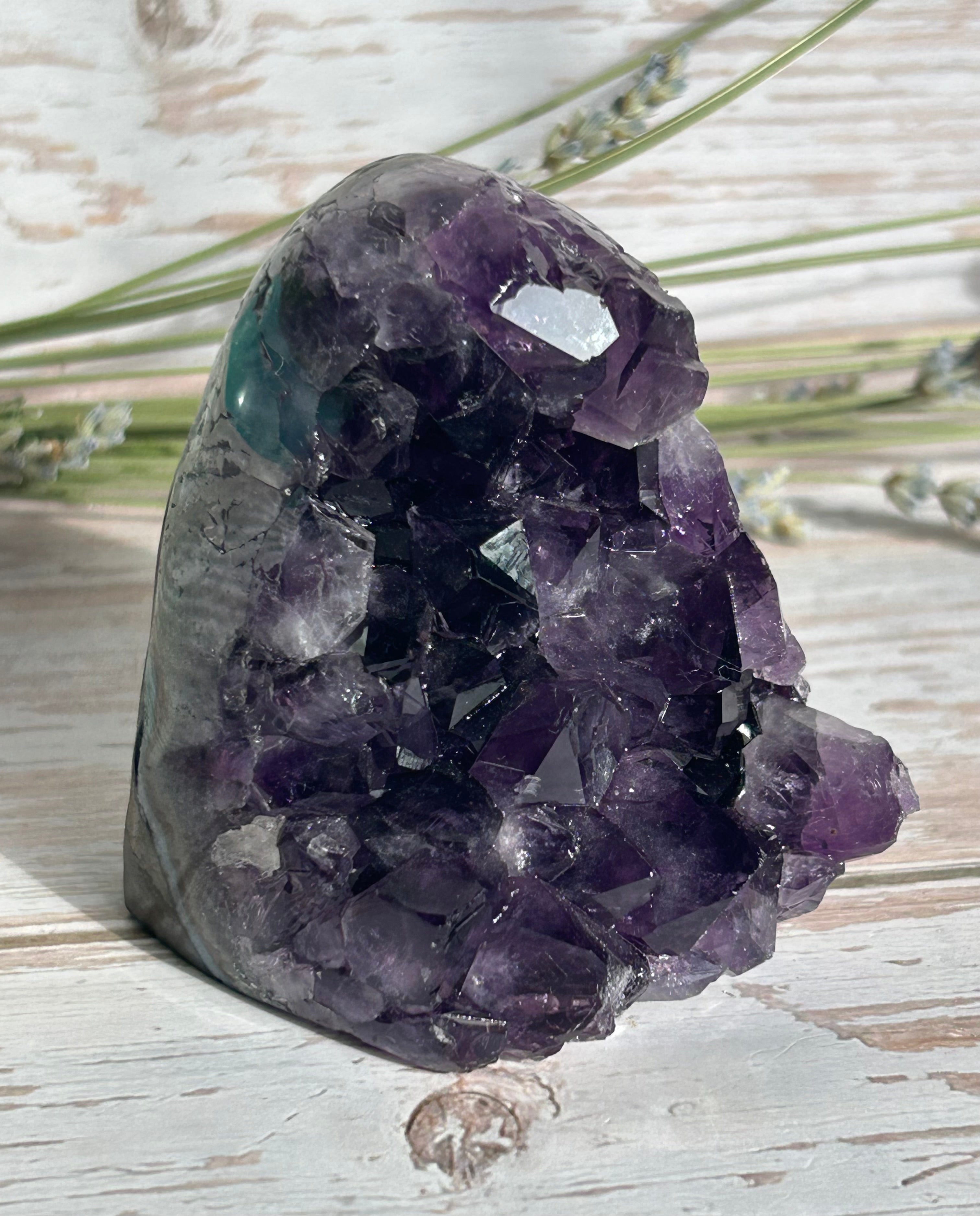 Amethyst Cut Base