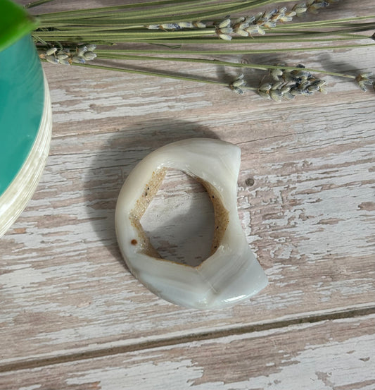 Druzy Agate Moon - Intuition Cycles Grounding