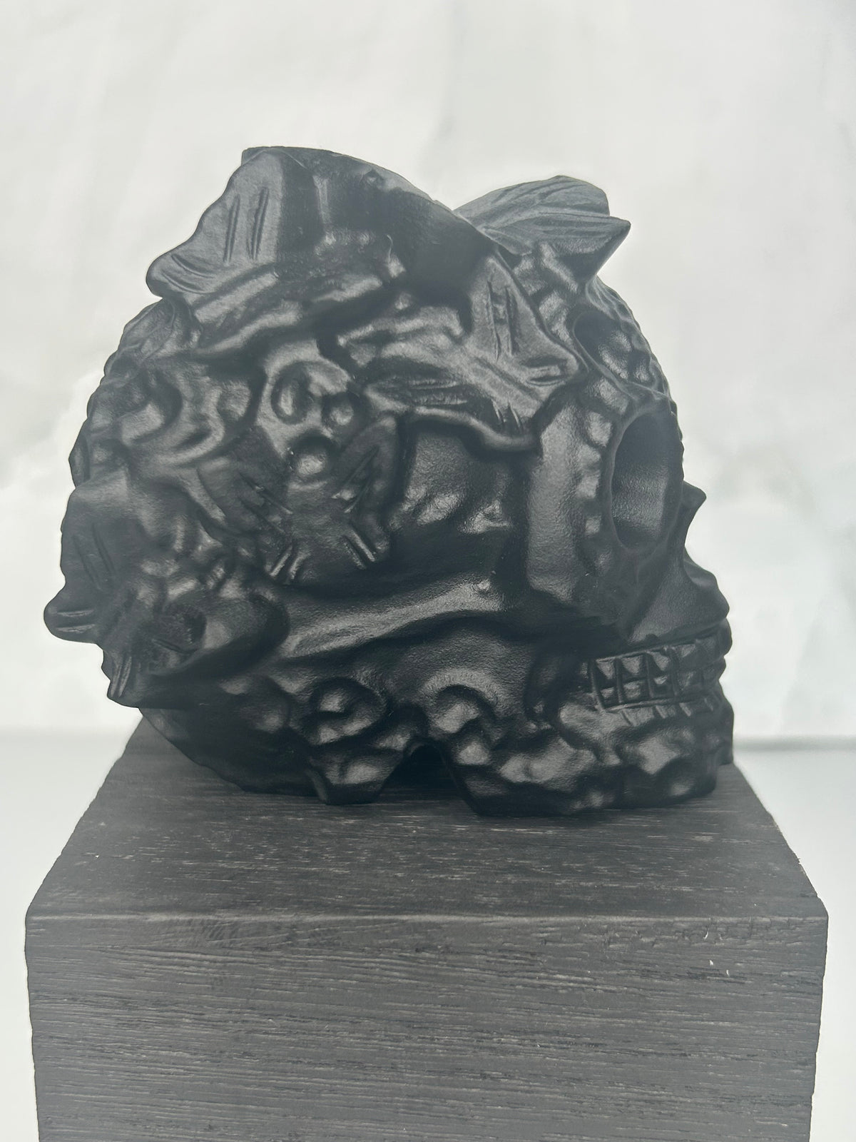 Obsidian Day of the Dead Skull
